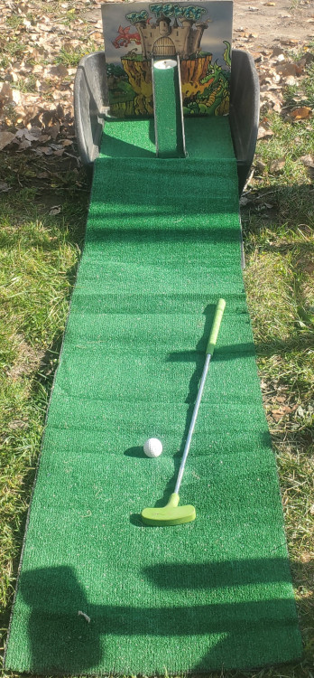 Putting Challenge Carnival game rental — BSA Events Metro Detroit